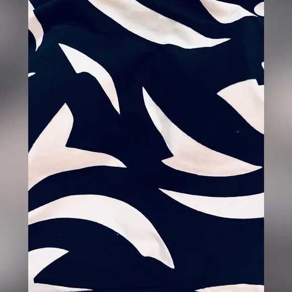 Shan One-Piece Slimming Swimsuit – Size 12 – Black & White – Underwire Support - Picture 6 of 10